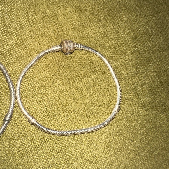 Pandora Moments Snake Chain Bracelet Barrel Closure - Picture 9 of 9